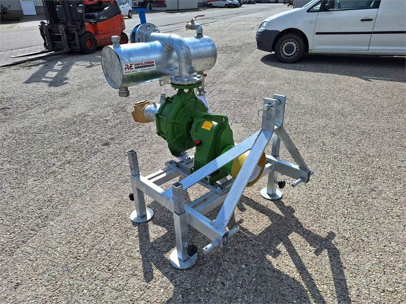 Rovatti T3K80/2E PTO pomp op bok - آلة الرش المعلقة: صور 2 Rovatti T3K80/2E PTO pomp op bok - آلة الرش المعلقة: صور 2