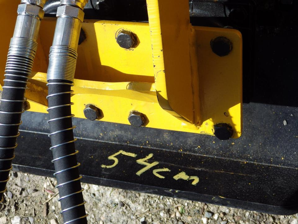 Anbauverdichter BLK4 Hydro-Rüttelplatte MS03 (netto 2600,00) - صفائح اهتزازية, ملحقات: صور 2 Anbauverdichter BLK4 Hydro-Rüttelplatte MS03 (netto 2600,00) - صفائح اهتزازية, ملحقات: صور 2
