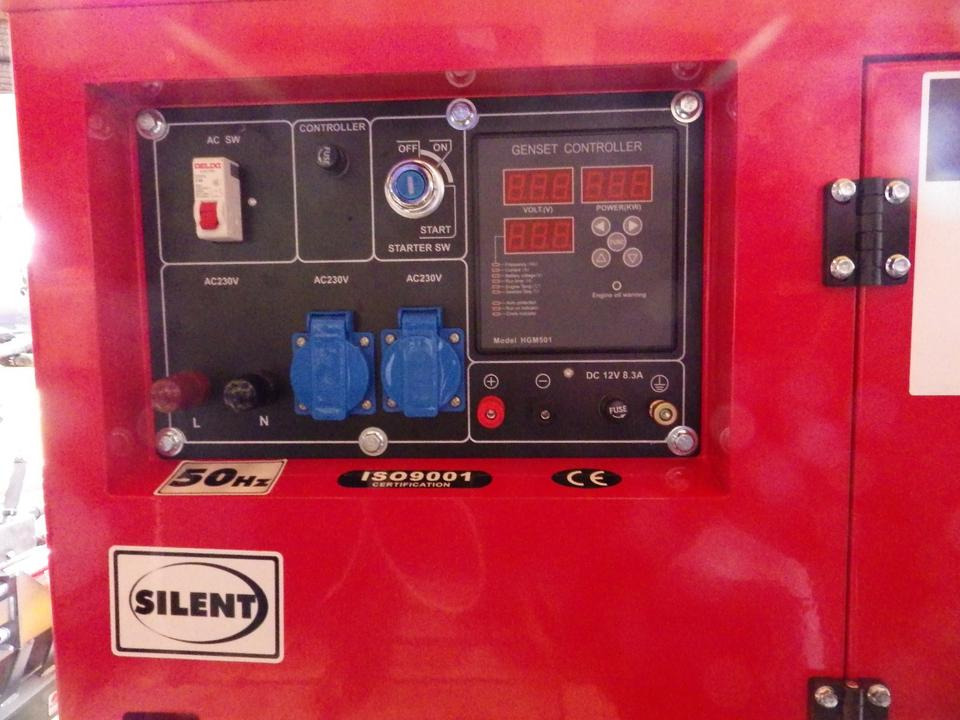 Notstrom Silent Diesel-Generator 6 KW ( €1050,00 netto ) - مجموعة المولدات: صور 1 Notstrom Silent Diesel-Generator 6 KW ( €1050,00 netto ) - مجموعة المولدات: صور 1