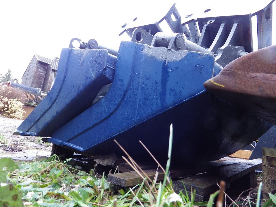 Planierlöffel 1200 mm hydr. schwenkbar MS08    (netto 3300,00) - بكت حفار: صور 5 Planierlöffel 1200 mm hydr. schwenkbar MS08    (netto 3300,00) - بكت حفار: صور 5