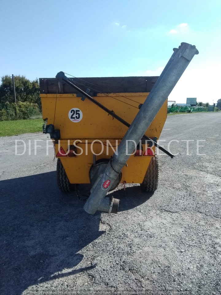 GIMBRE TOMBEREAU 4000 - قلابة مقطورة: صور 3 GIMBRE TOMBEREAU 4000 - قلابة مقطورة: صور 3