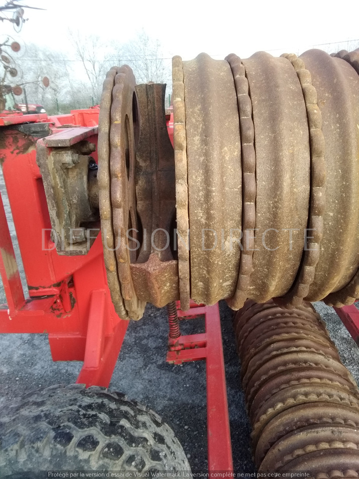QUIVOGNE ROULEAU CAMBRIDGE R 630 - محدلة (زراعي): صور 5 QUIVOGNE ROULEAU CAMBRIDGE R 630 - محدلة (زراعي): صور 5