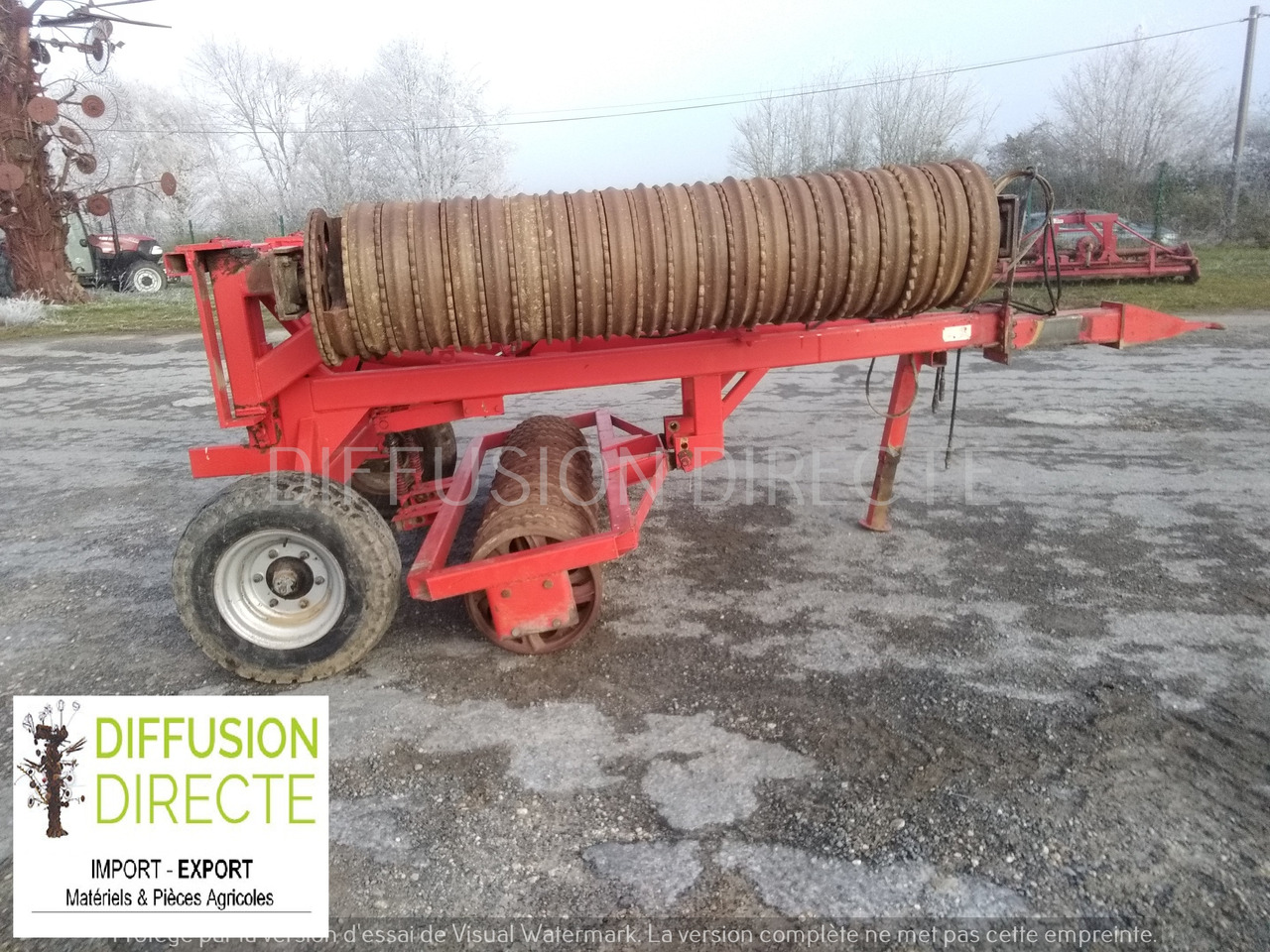 QUIVOGNE ROULEAU CAMBRIDGE R 630 - محدلة (زراعي): صور 1 QUIVOGNE ROULEAU CAMBRIDGE R 630 - محدلة (زراعي): صور 1