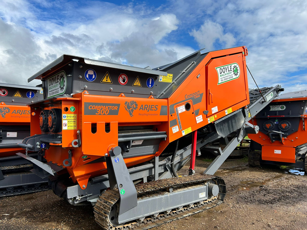 Arjes Compaktor 300 - آلة تمزيق صناعية: صور 3 Arjes Compaktor 300 - آلة تمزيق صناعية: صور 3