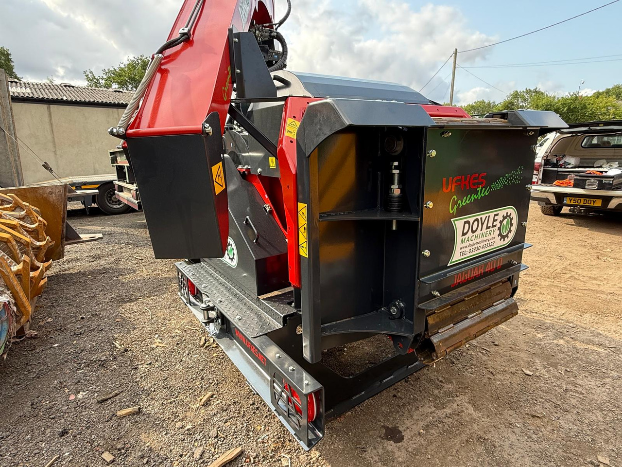 Jaguar 40 3-point linkage - ماكينة تقطيع الأغصان: صور 1 Jaguar 40 3-point linkage - ماكينة تقطيع الأغصان: صور 1