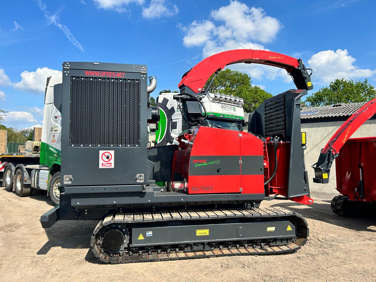 UFKES GREENTEC 962 - ماكينة تقطيع الأغصان: صور 1 UFKES GREENTEC 962 - ماكينة تقطيع الأغصان: صور 1