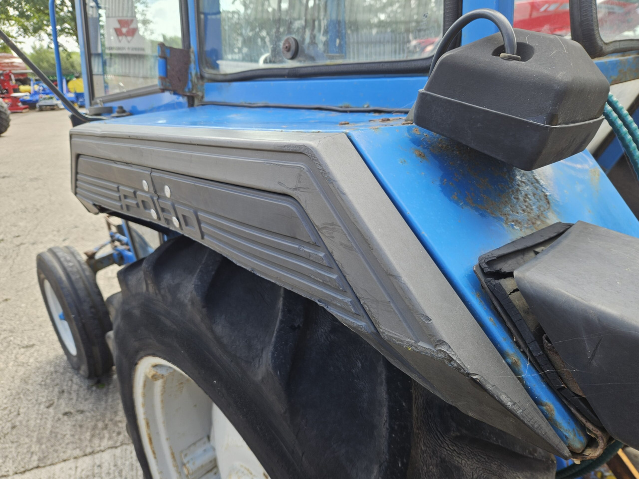1988 Ford 4110 2wd tractor - جرار: صور 5 1988 Ford 4110 2wd tractor - جرار: صور 5