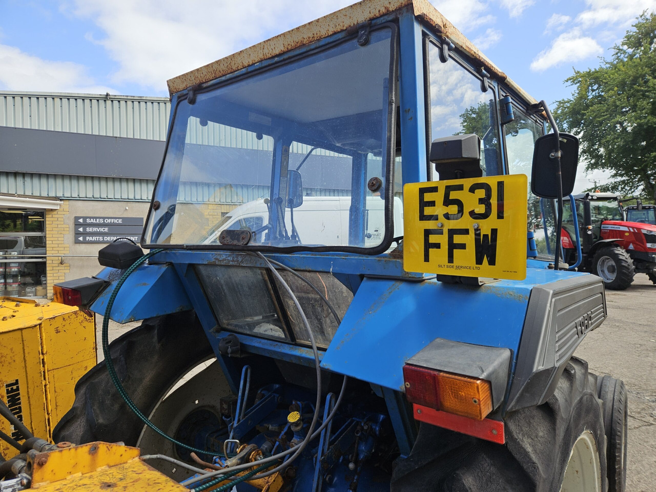 1988 Ford 4110 2wd tractor - جرار: صور 3 1988 Ford 4110 2wd tractor - جرار: صور 3