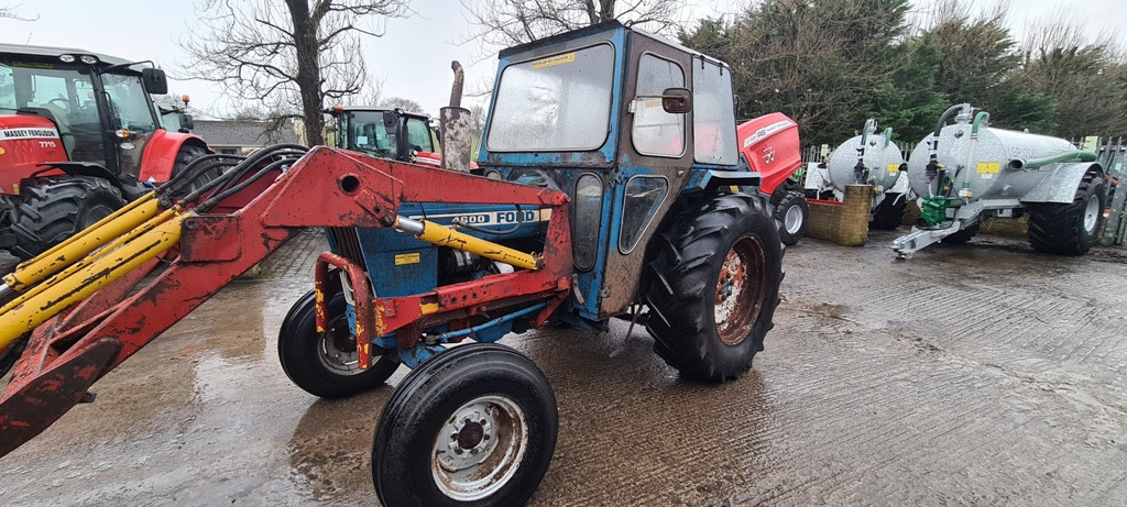 Ford 4600 - جرار: صور 2 Ford 4600 - جرار: صور 2