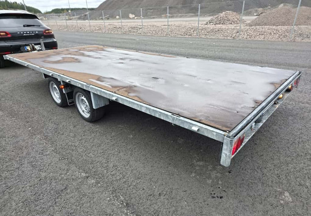 EduardP4 3000kg - مقطورات مسطحة: صور 3 EduardP4 3000kg - مقطورات مسطحة: صور 3