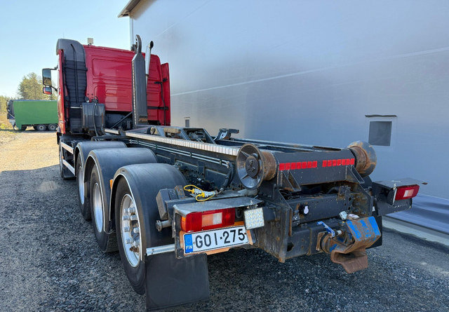 Volvo FH16 - شاحنة ذات الخطاف: صور 5 Volvo FH16 - شاحنة ذات الخطاف: صور 5