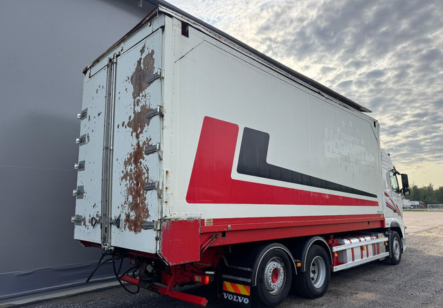 VolvoFH13 500 6x2 Rahtikaappi - بصندوق مغلق شاحنة: صور 4 VolvoFH13 500 6x2 Rahtikaappi - بصندوق مغلق شاحنة: صور 4