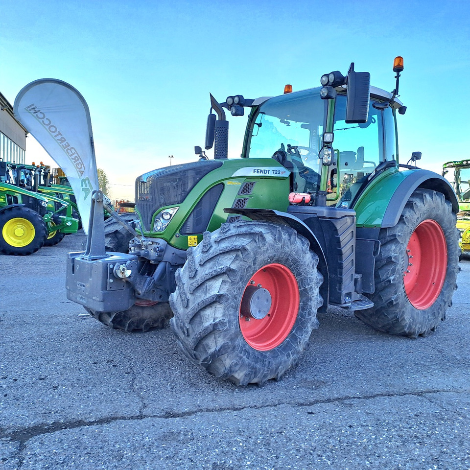 FENDT 720 VARIO PROFI - جرار: صور 1 FENDT 720 VARIO PROFI - جرار: صور 1