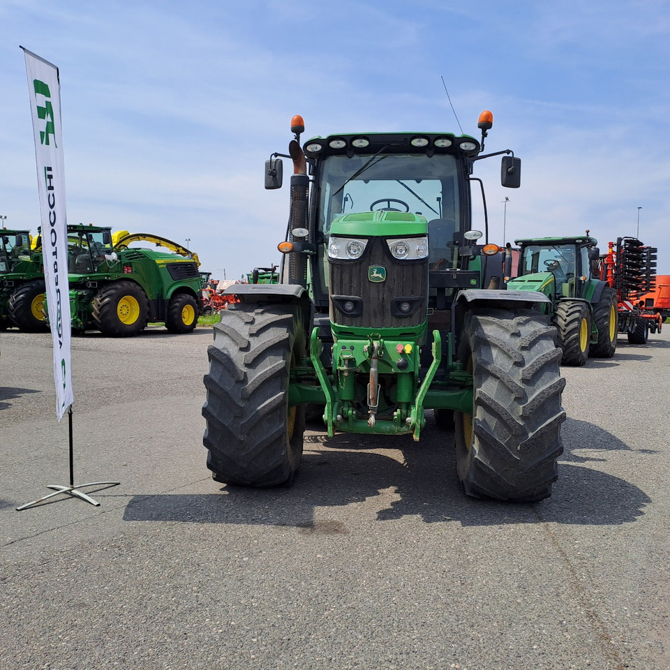 JOHN DEERE 6210R - جرار: صور 2 JOHN DEERE 6210R - جرار: صور 2