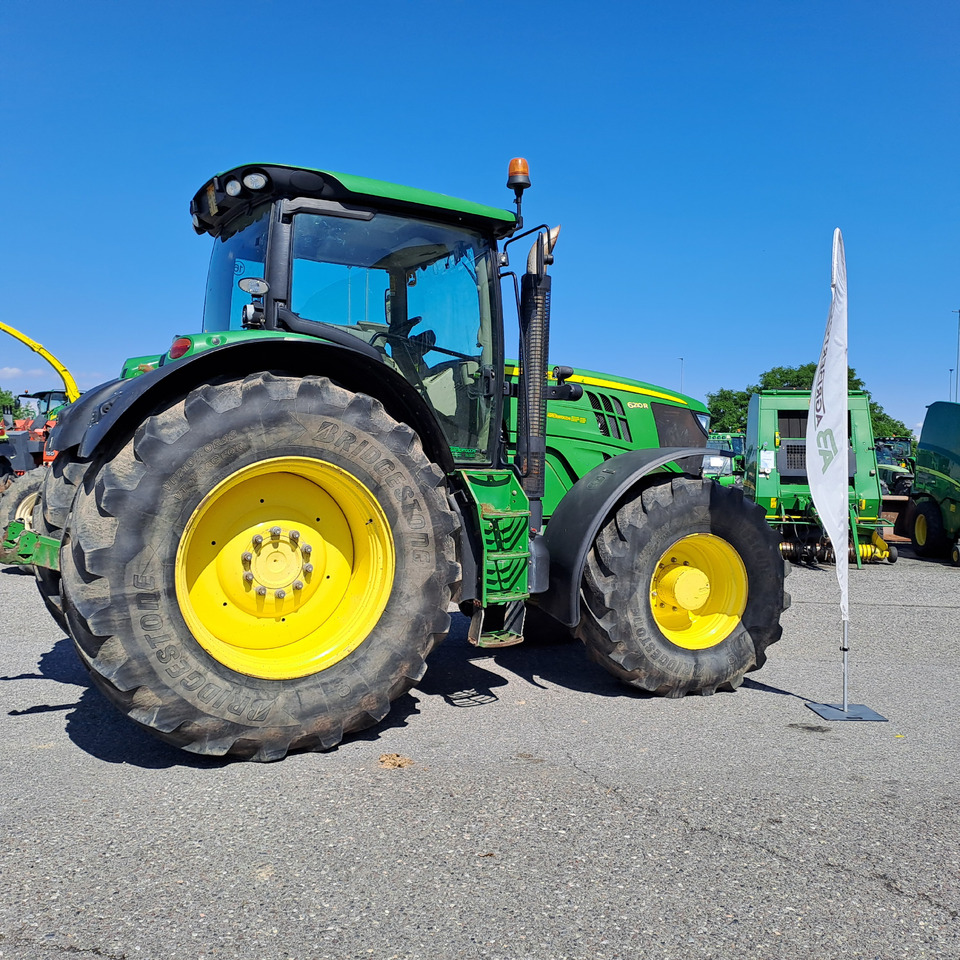 JOHN DEERE 6210R - جرار: صور 3 JOHN DEERE 6210R - جرار: صور 3