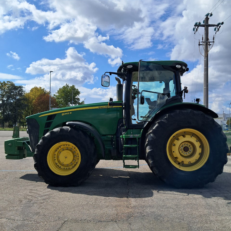 JOHN DEERE 8345 R - جرار: صور 2 JOHN DEERE 8345 R - جرار: صور 2