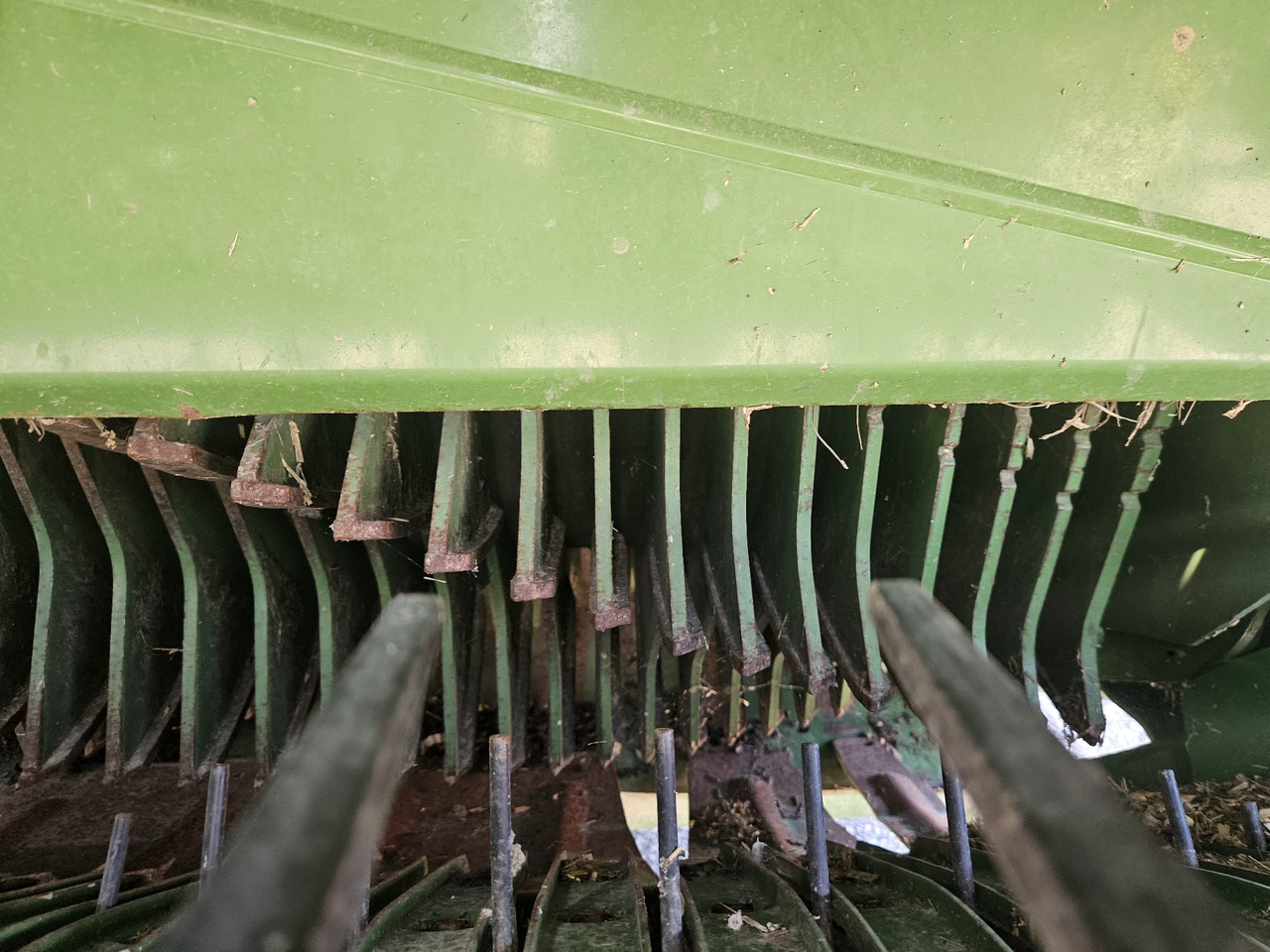 KRONE ZX560GD - مقطورات الاعلاف: صور 3 KRONE ZX560GD - مقطورات الاعلاف: صور 3