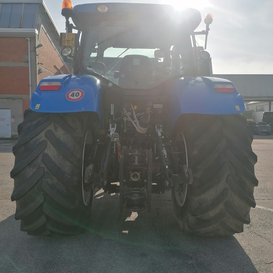 NEW HOLLAND T7 210 - جرار: صور 4 NEW HOLLAND T7 210 - جرار: صور 4