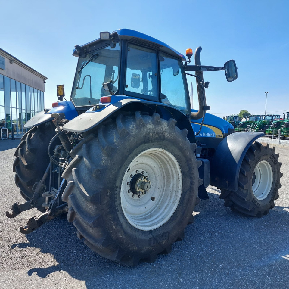 NEW HOLLAND TM 190 - جرار: صور 5 NEW HOLLAND TM 190 - جرار: صور 5