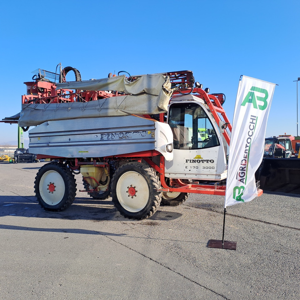 POLVERIZZATORE SEMOVENTE FINOTTO E170 3000 - آلة الرش ذاتية الحركة: صور 2 POLVERIZZATORE SEMOVENTE FINOTTO E170 3000 - آلة الرش ذاتية الحركة: صور 2
