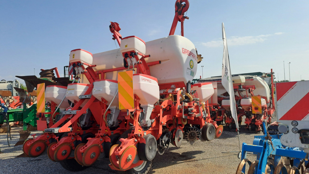 SEMINATRICE DI PRECISIONE GASPARDO RENATA 8 ROWS - وضع البذور فى خطوط: صور 5 SEMINATRICE DI PRECISIONE GASPARDO RENATA 8 ROWS - وضع البذور فى خطوط: صور 5
