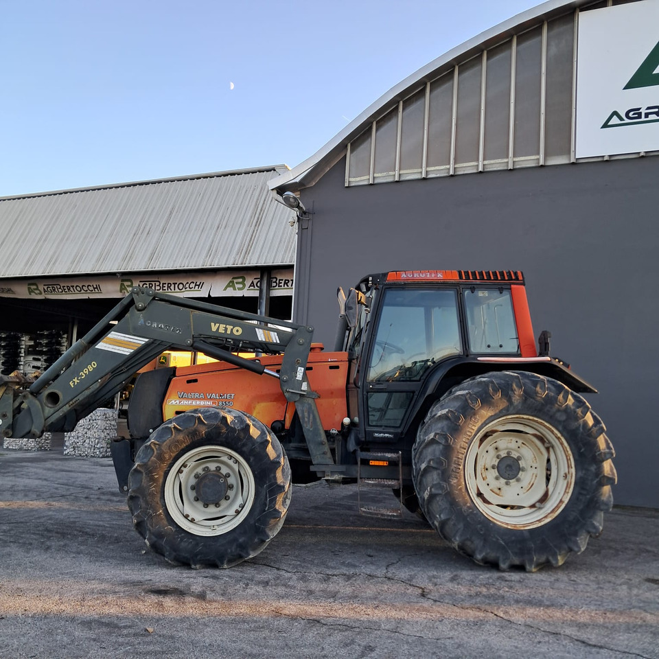 VALTRA VALMET 8550 - جرار: صور 3 VALTRA VALMET 8550 - جرار: صور 3