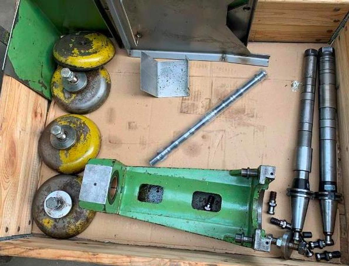 Werkzeugfräsmaschine KUNZMANN - آلة طحن المعادن: صور 4 Werkzeugfräsmaschine KUNZMANN - آلة طحن المعادن: صور 4