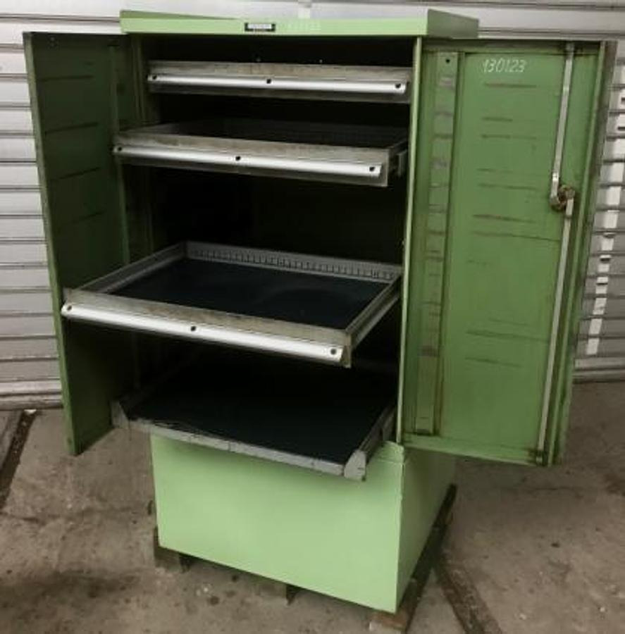 Werkzeugschrank - معدات الورش: صور 1 Werkzeugschrank - معدات الورش: صور 1