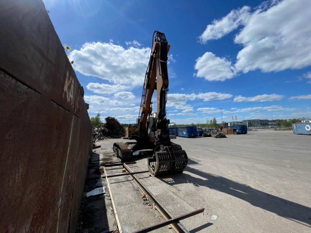 Liebherr LH 30 C Litronic - حفارة النقل والشحن: صور 3 Liebherr LH 30 C Litronic - حفارة النقل والشحن: صور 3