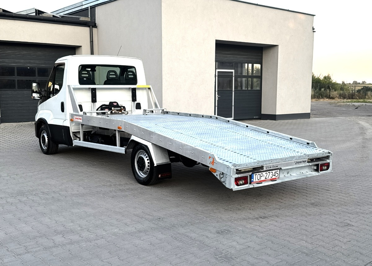 Iveco Daily 3.0 160KM Rok 2022 55 tys km przebiegu AUTOLAWETA Najazd laweta - شاحنة نقل سيارات شاحنة: صور 4 Iveco Daily 3.0 160KM Rok 2022 55 tys km przebiegu AUTOLAWETA Najazd laweta - شاحنة نقل سيارات شاحنة: صور 4