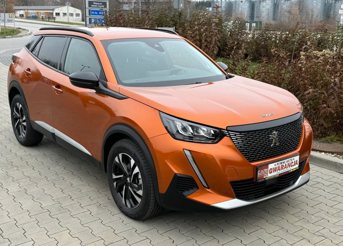 Peugeot 2008 Peugeot 1.2 benz 100 km Allure 6tys przebieg fabrycznie nowy - سيارة دفع رباعي: صور 3 Peugeot 2008 Peugeot 1.2 benz 100 km Allure 6tys przebieg fabrycznie nowy - سيارة دفع رباعي: صور 3