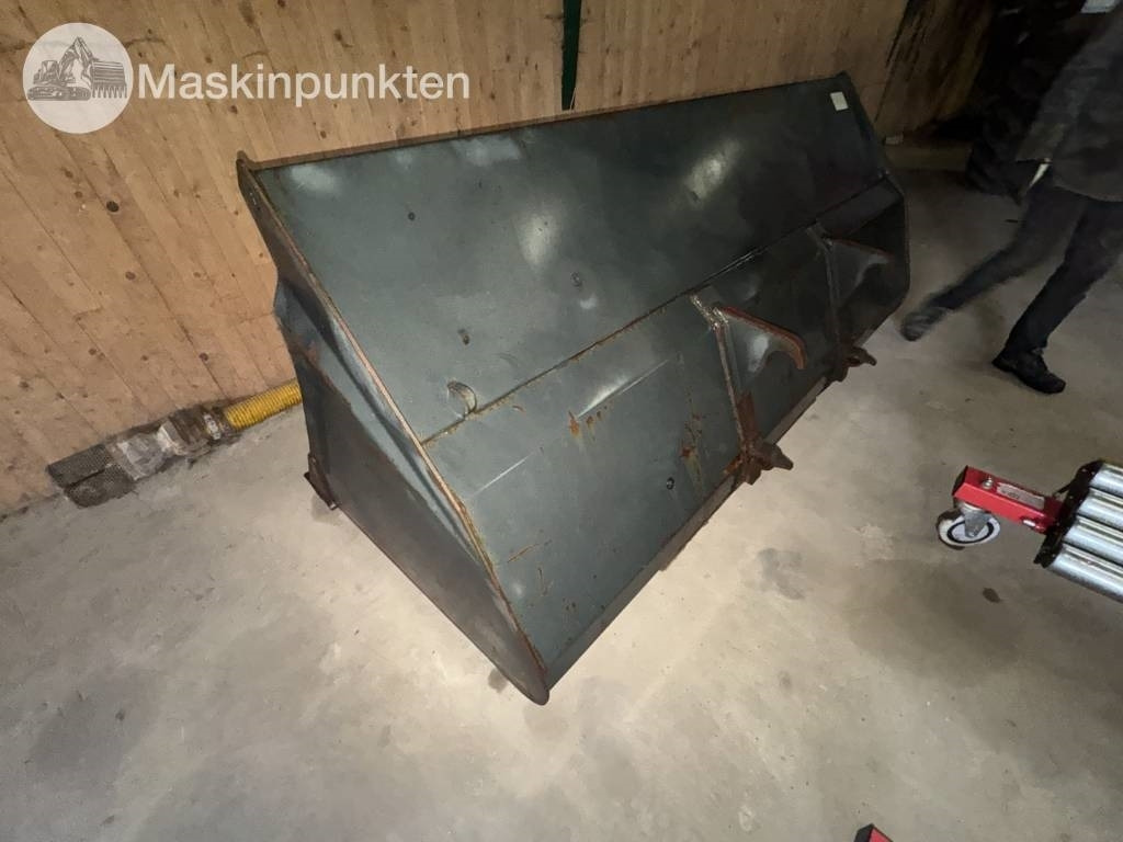 Ålö Universal skopa - بكت - آلات البناء: صور 3 Ålö Universal skopa - بكت - آلات البناء: صور 3