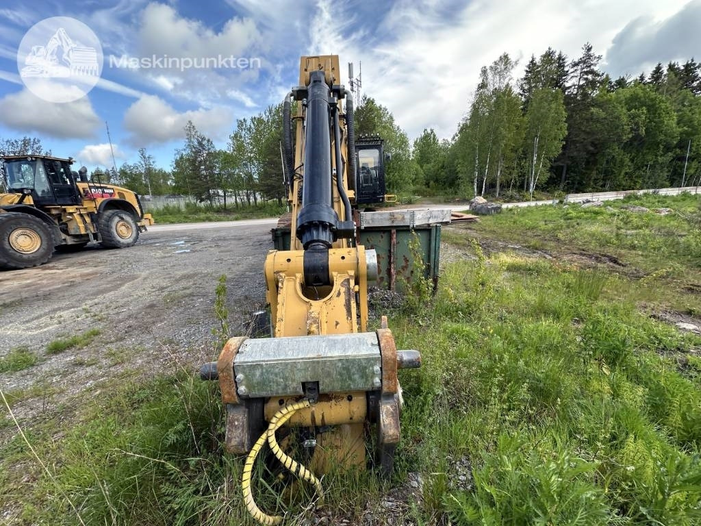 CAT 374 F L - حفارات زحافة: صور 4 CAT 374 F L - حفارات زحافة: صور 4