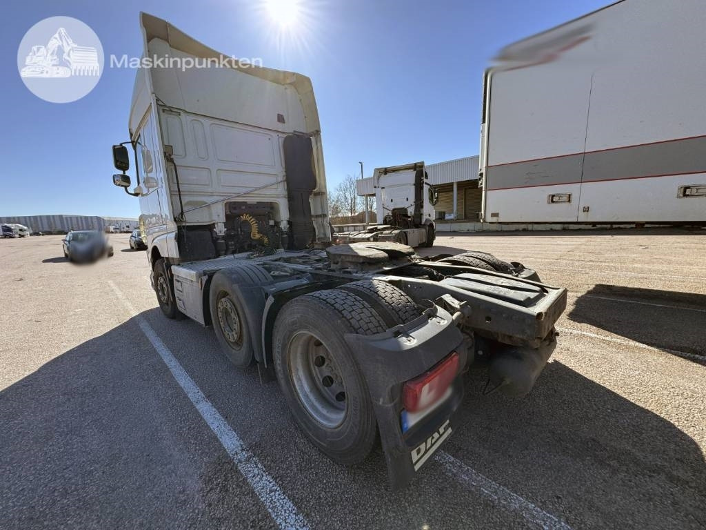 DAF XF 510 - شاحنة جرار: صور 5 DAF XF 510 - شاحنة جرار: صور 5