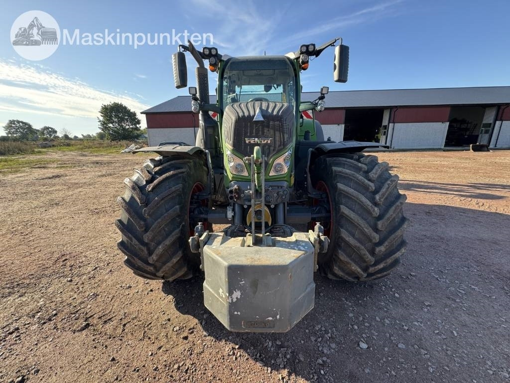 Fendt 724 Vario - جرار: صور 5 Fendt 724 Vario - جرار: صور 5