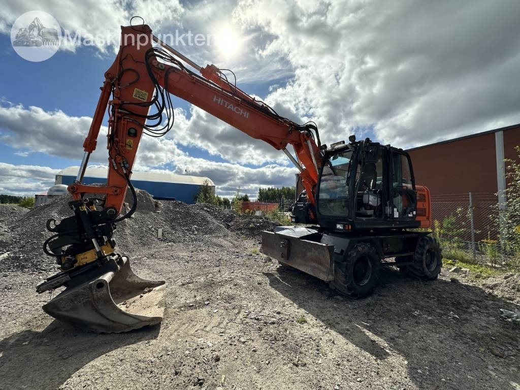 Hitachi ZX 140 W-5B - حفارة على عجلات: صور 1 Hitachi ZX 140 W-5B - حفارة على عجلات: صور 1