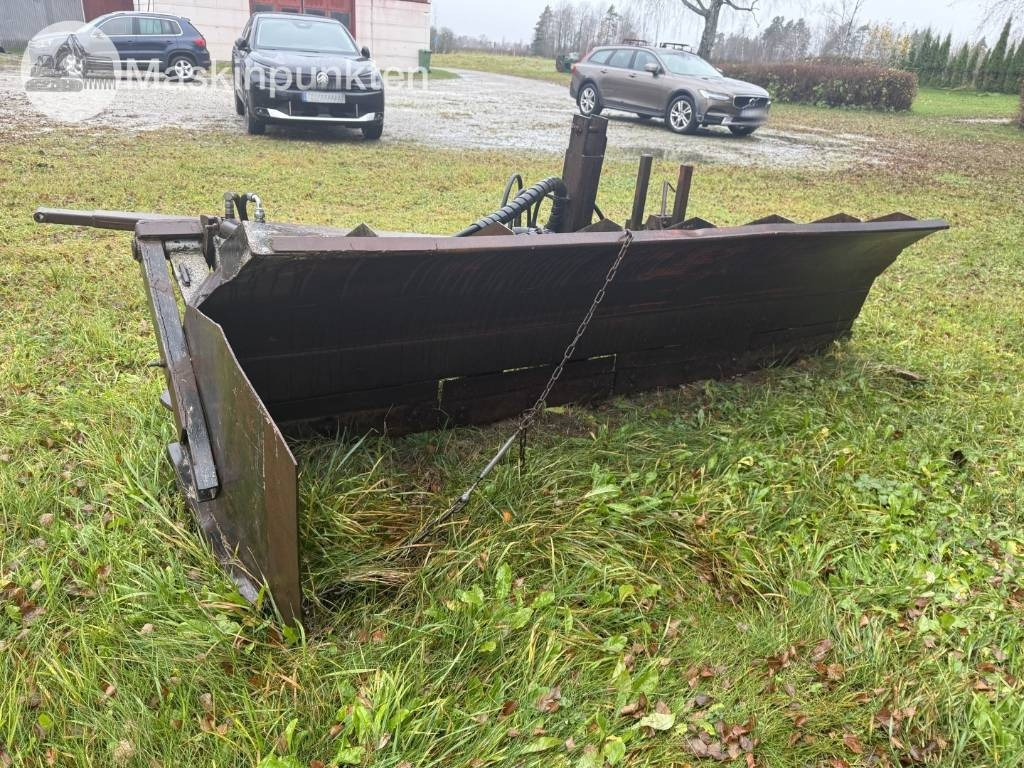 Holms KHT-320 - كاسحة ثلوج: صور 1 Holms KHT-320 - كاسحة ثلوج: صور 1