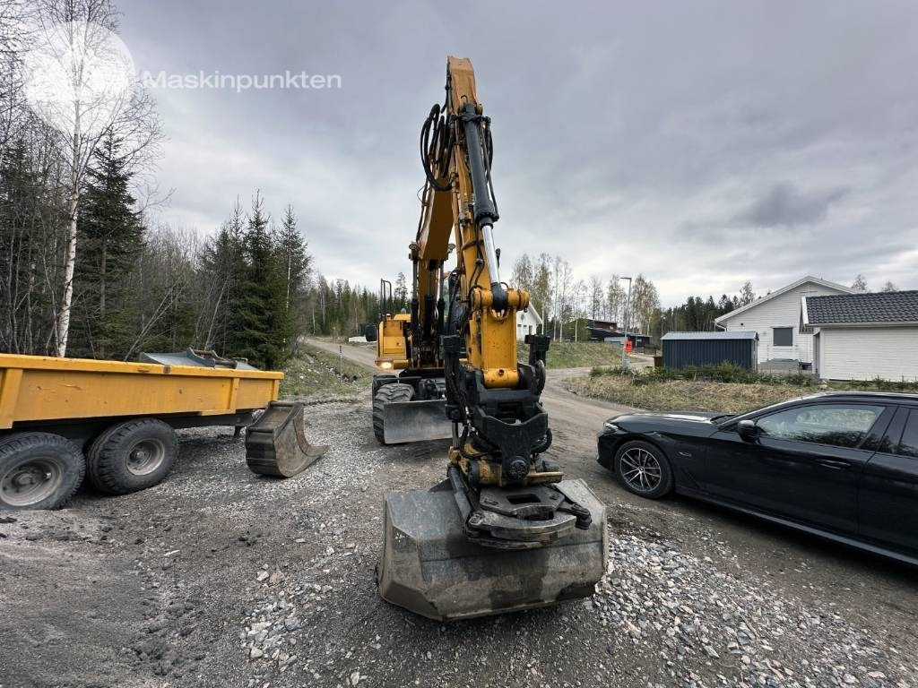 JCB JS 145 W - حفارة على عجلات: صور 3 JCB JS 145 W - حفارة على عجلات: صور 3