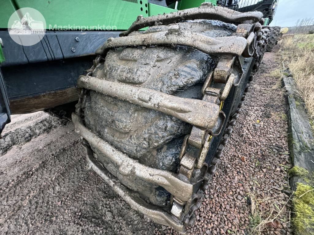 شاحنات نقل الأخشاب في الغابات John Deere 1910 G: صور 8
