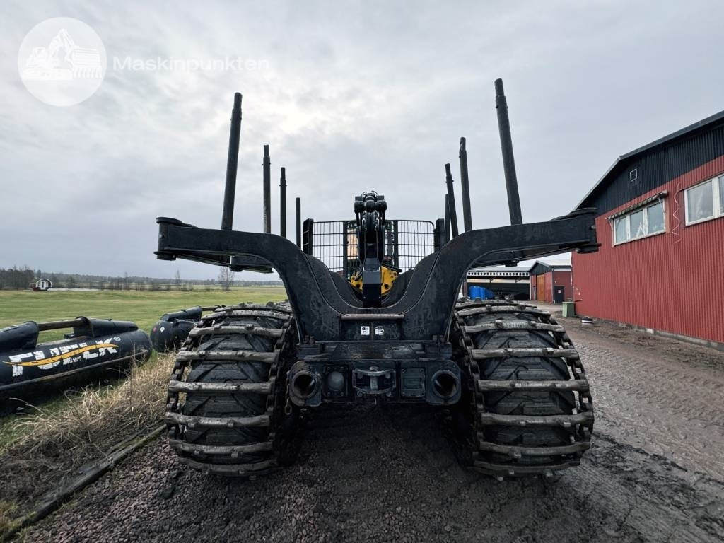 John Deere 1910 G - شاحنات نقل الأخشاب في الغابات: صور 5 John Deere 1910 G - شاحنات نقل الأخشاب في الغابات: صور 5