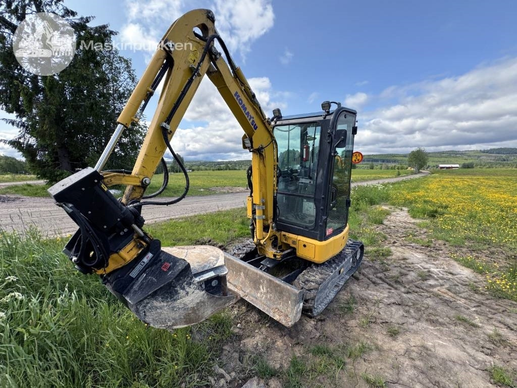 Komatsu PC 26 MR - حفارة مصغرة: صور 2 Komatsu PC 26 MR - حفارة مصغرة: صور 2