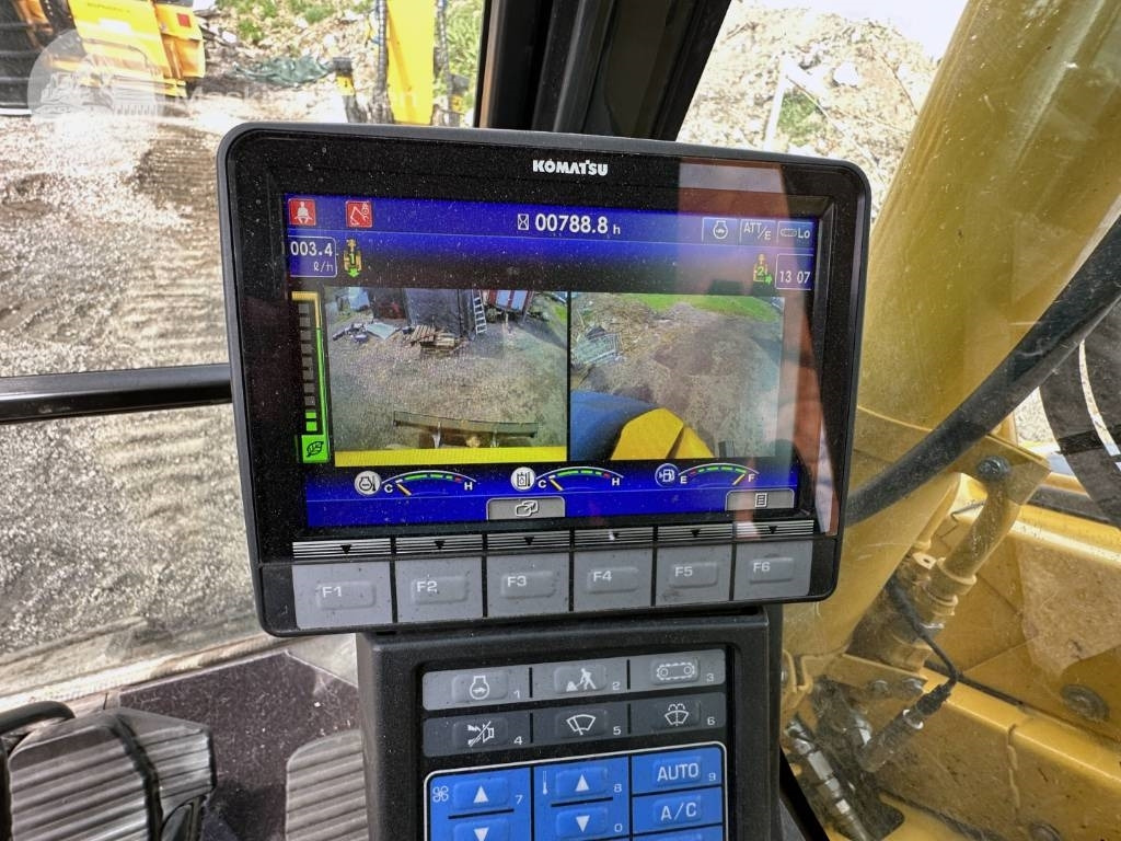 حفارة مصغرة Komatsu PC 78 US-11 E0: صور 21 حفارة مصغرة Komatsu PC 78 US-11 E0: صور 21