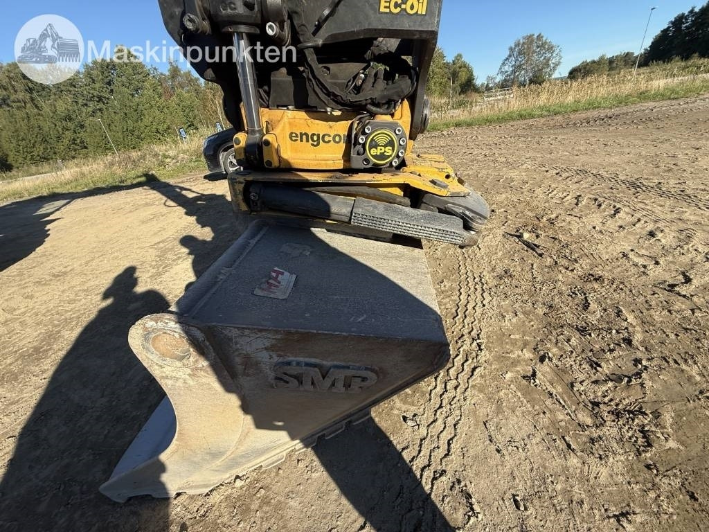 حفارة على عجلات Komatsu PW 160: صور 27 حفارة على عجلات Komatsu PW 160: صور 27