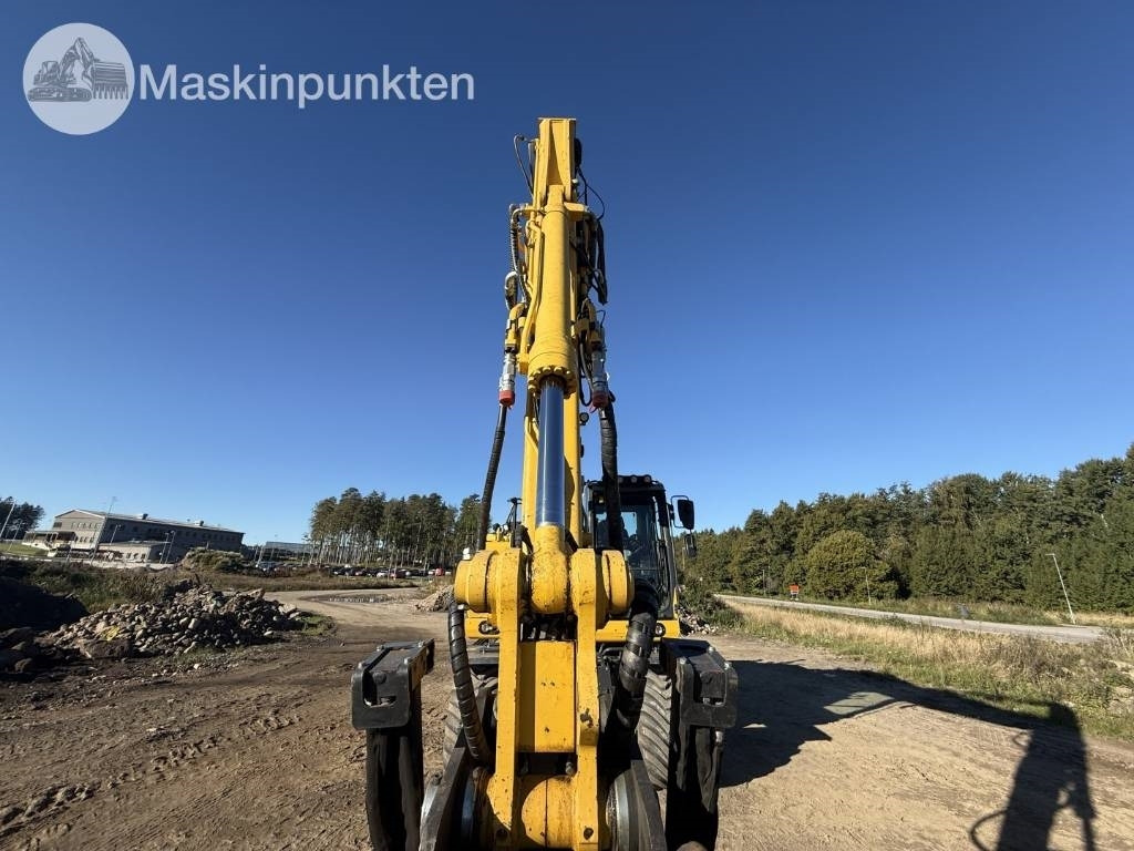 حفارة على عجلات Komatsu PW 160: صور 36 حفارة على عجلات Komatsu PW 160: صور 36