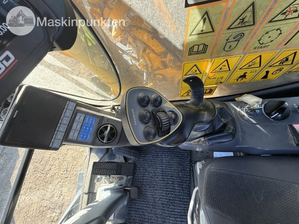 حفارة على عجلات Komatsu PW 160: صور 42 حفارة على عجلات Komatsu PW 160: صور 42