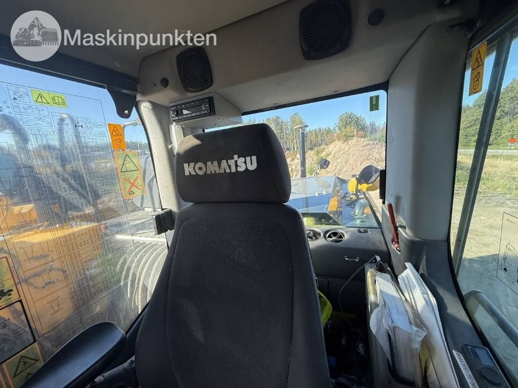 حفارة على عجلات Komatsu PW 160: صور 50 حفارة على عجلات Komatsu PW 160: صور 50