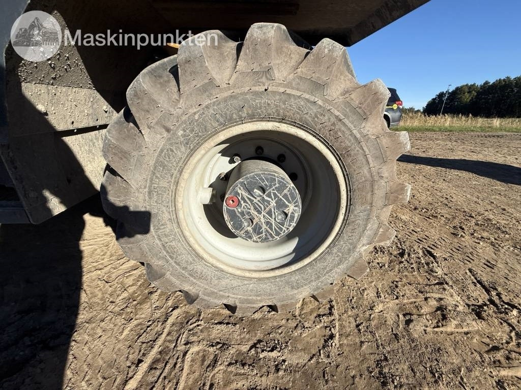 حفارة على عجلات Komatsu PW 160: صور 18 حفارة على عجلات Komatsu PW 160: صور 18