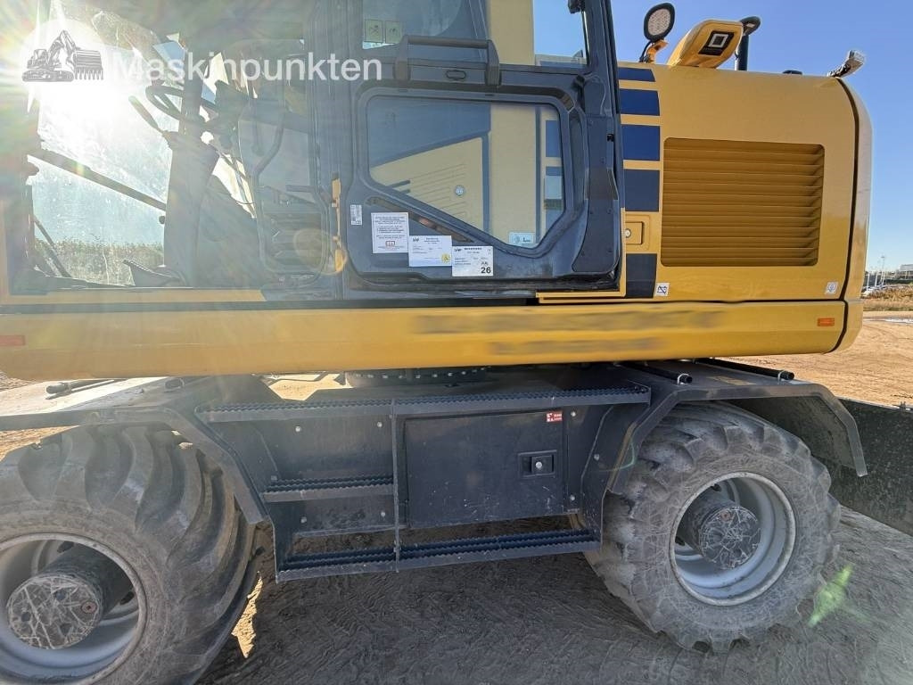 حفارة على عجلات Komatsu PW 160: صور 37 حفارة على عجلات Komatsu PW 160: صور 37