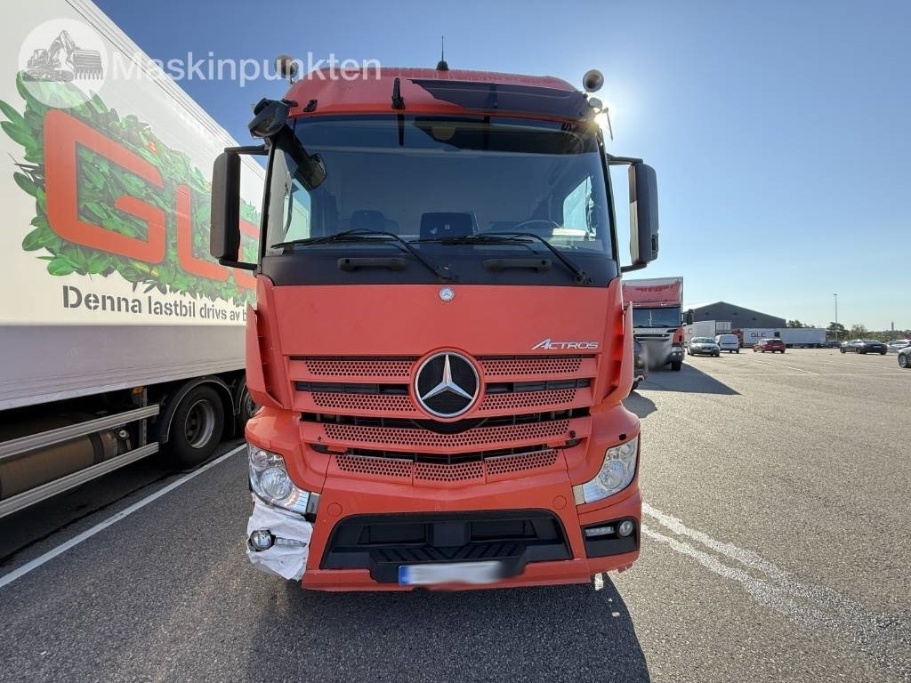 Mercedes-Benz Actros 2551 - مبردة شاحنة: صور 2 Mercedes-Benz Actros 2551 - مبردة شاحنة: صور 2