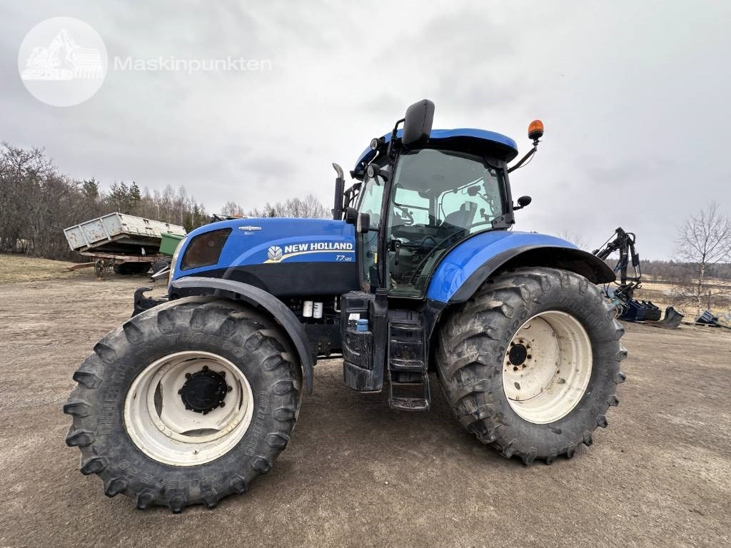 New Holland T 7.185 - جرار: صور 2 New Holland T 7.185 - جرار: صور 2